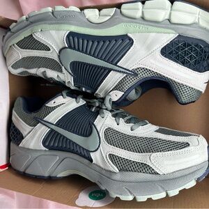 Nike Zoom Vomero 5 Seafoam Clay Green Armory Navy Men's Size 12 HF1553-005 New